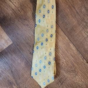 Steve Harvey Yellow and Blue Tie